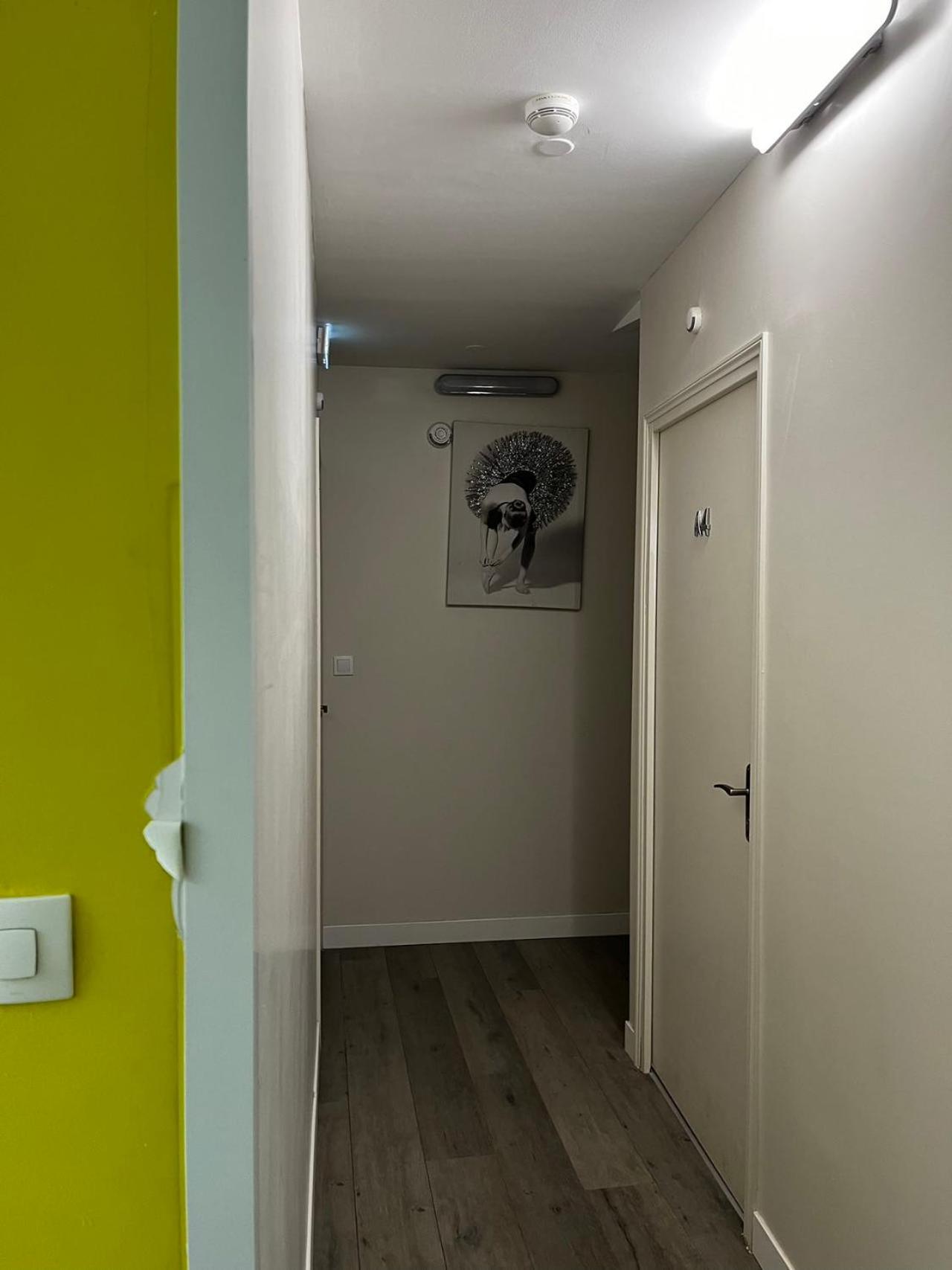 Chez Mia Paris Hostel Εξωτερικό φωτογραφία