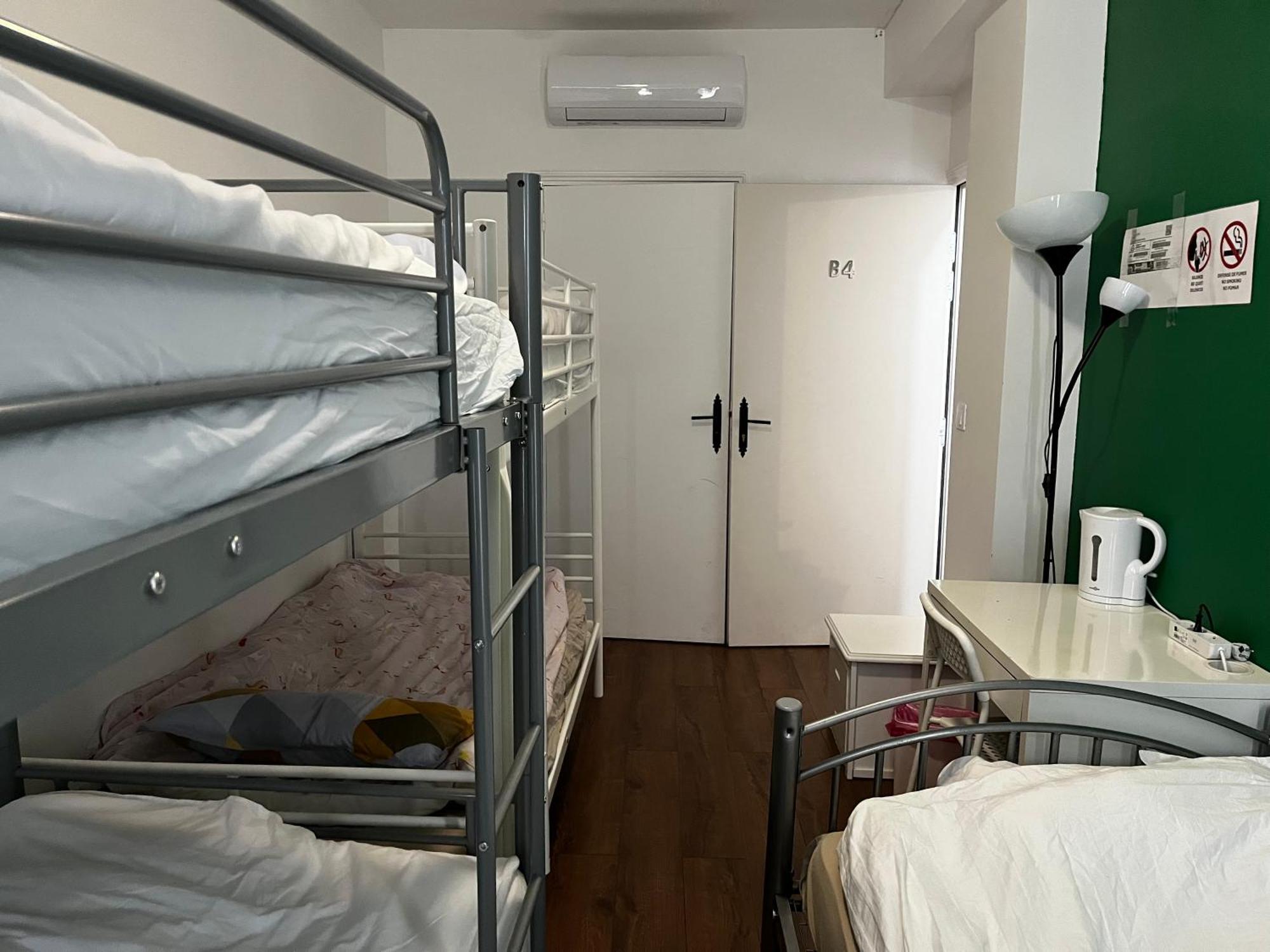 Chez Mia Paris Hostel Εξωτερικό φωτογραφία